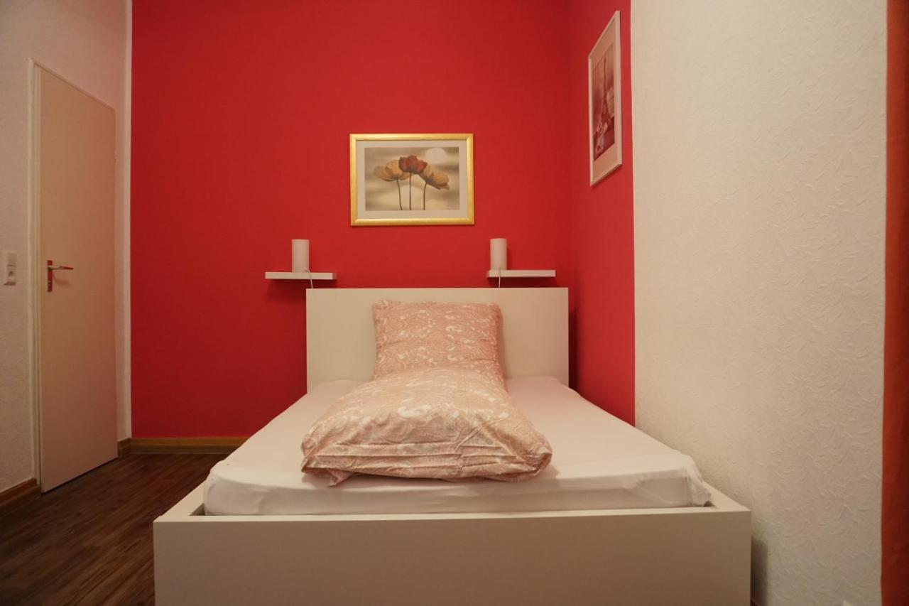 Pension Stadtmitte Garni Karlsruhe Bagian luar foto